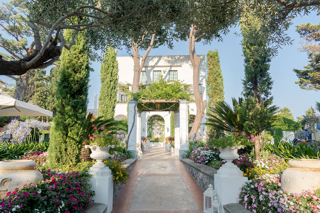 Villa Eva gardens